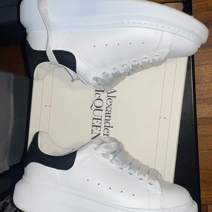 Alexander McQueen Sneakers